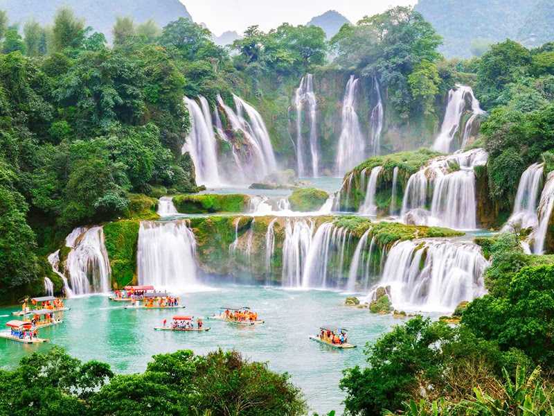 Ha Giang - Ban Gioc - Pac Po - Ba Be Lake - 5 Days 4 Nights