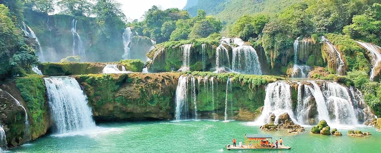Ba Be lake - Ban Gioc Waterfall - 3 Days 2 Nights