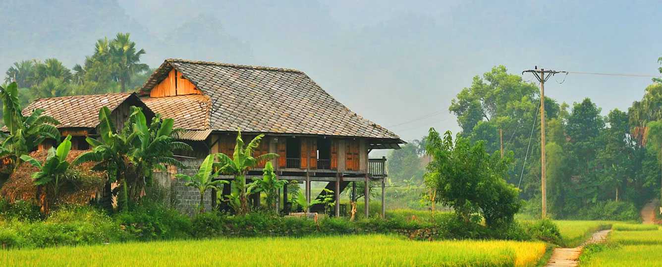 Ha Giang Tours 2 Days 1 Night (Day Bus - Group Tour)